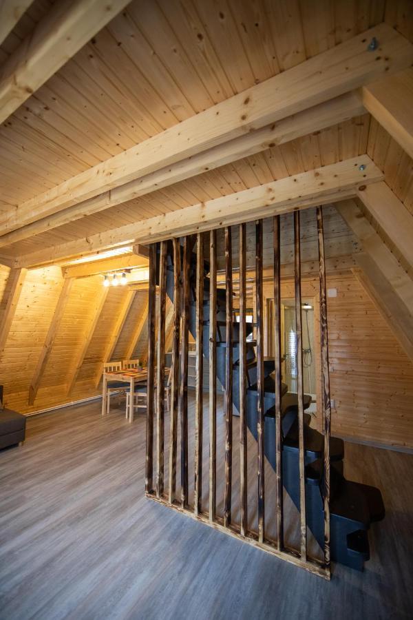 Catunul Din Podei A-Frame Dragoslavele Exterior foto