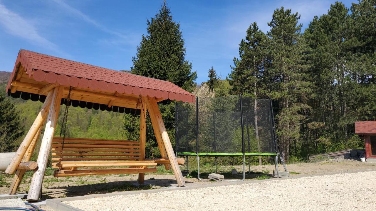 Catunul Din Podei A-Frame Dragoslavele Exterior foto