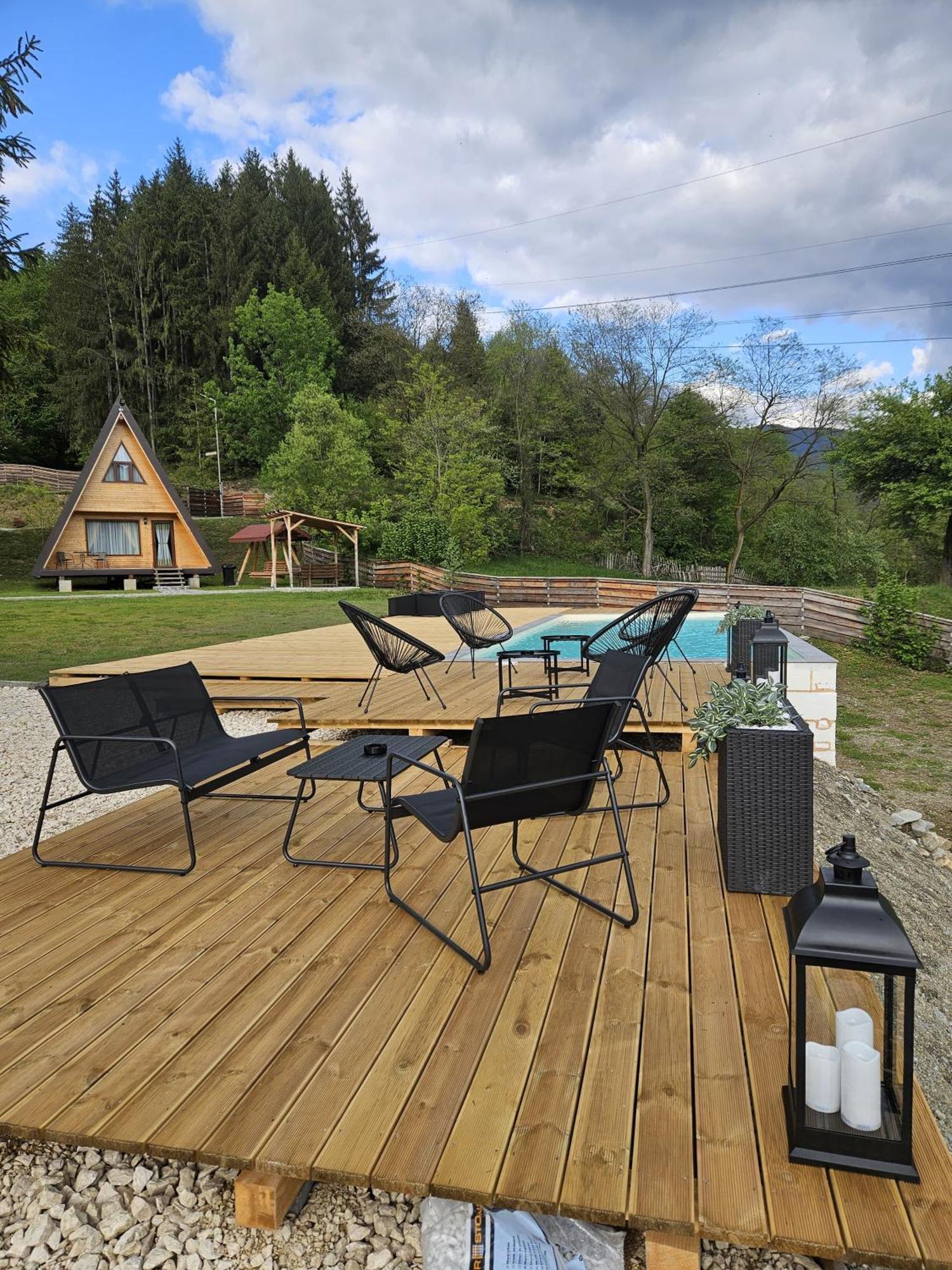 Catunul Din Podei A-Frame Dragoslavele Exterior foto